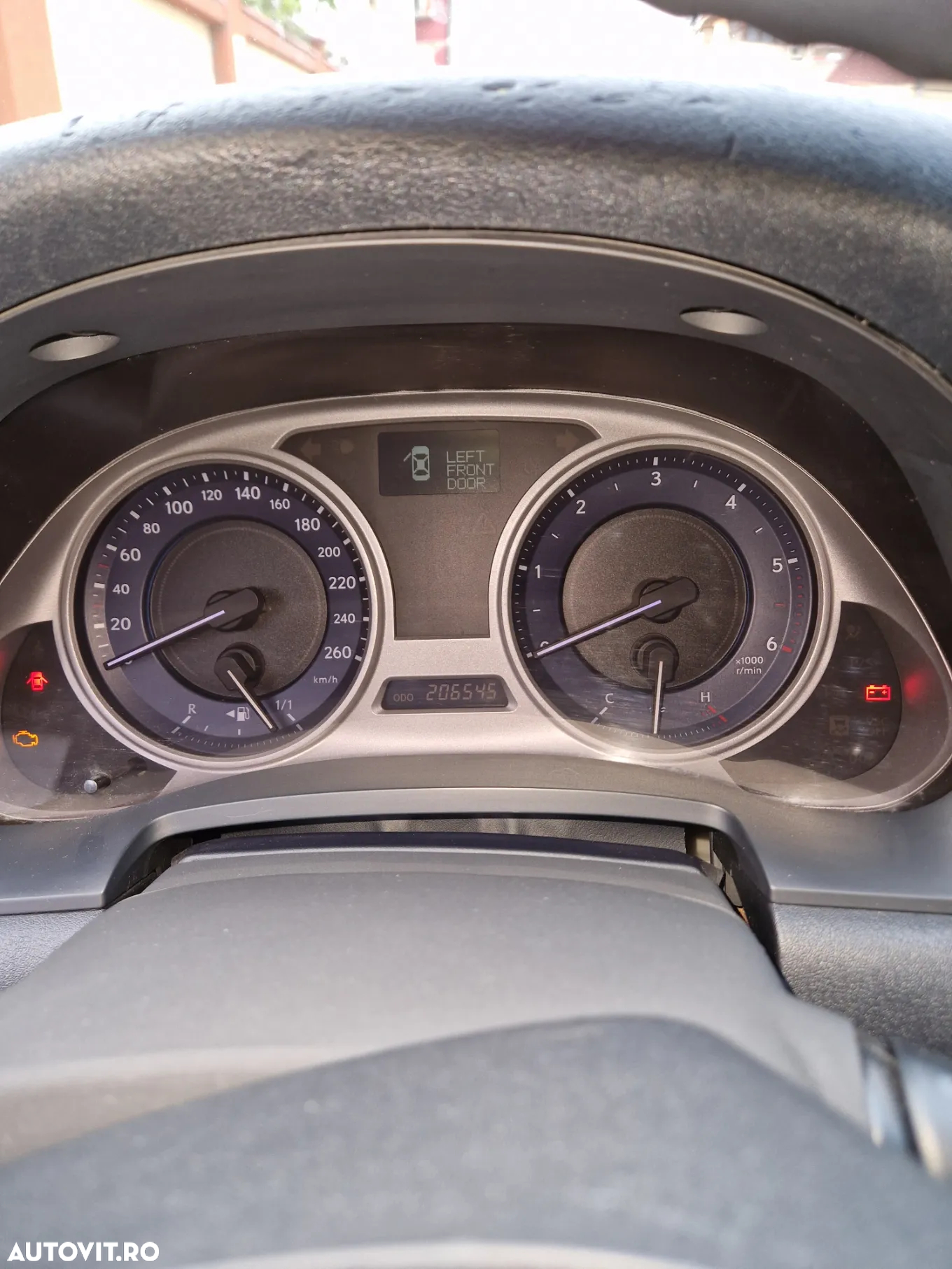 Lexus Seria IS 220d - 17