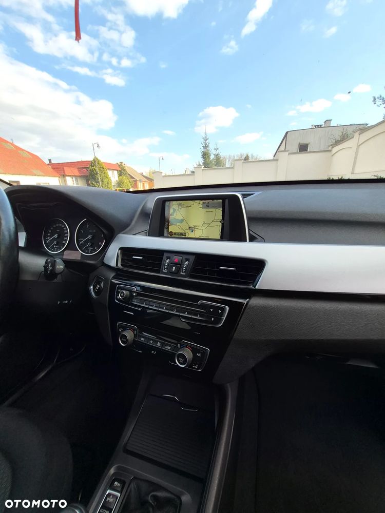 BMW X1 sDrive18d - 17