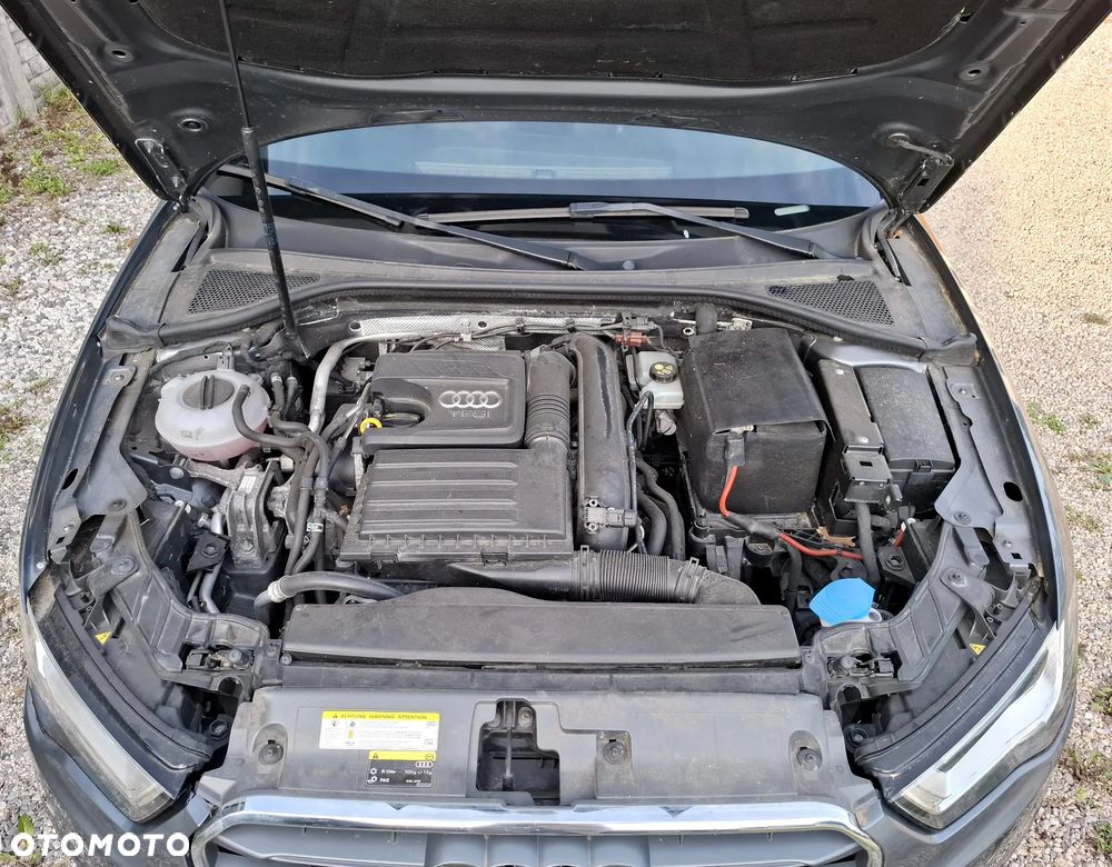 Audi A3 Sportback 1.4 TFSI Attraction - 4