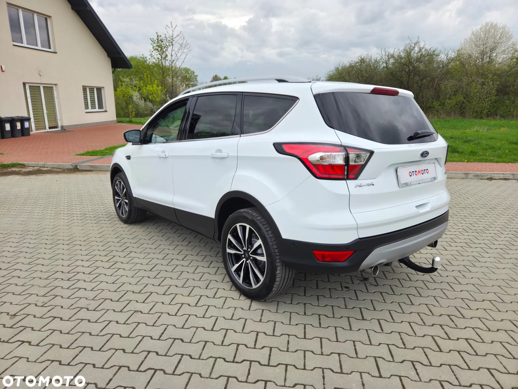 Ford Kuga 1.5 EcoBoost FWD Titanium - 8