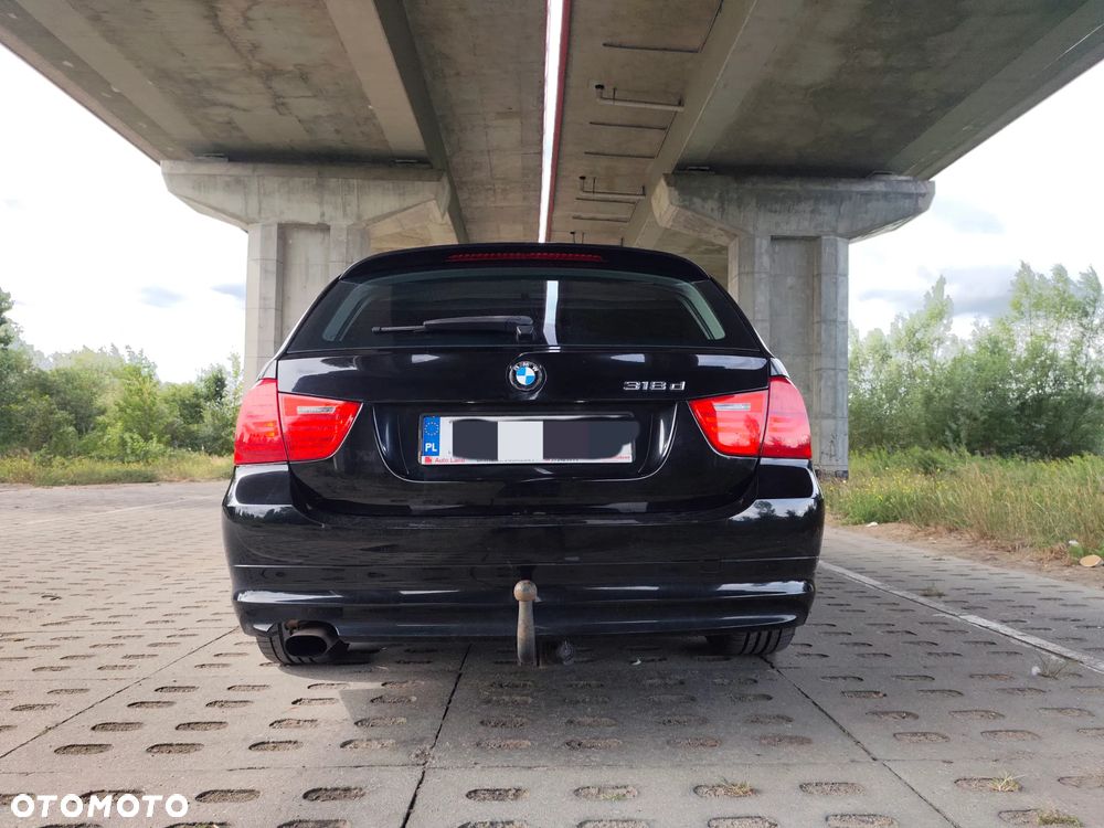 BMW Seria 3 318d - 7