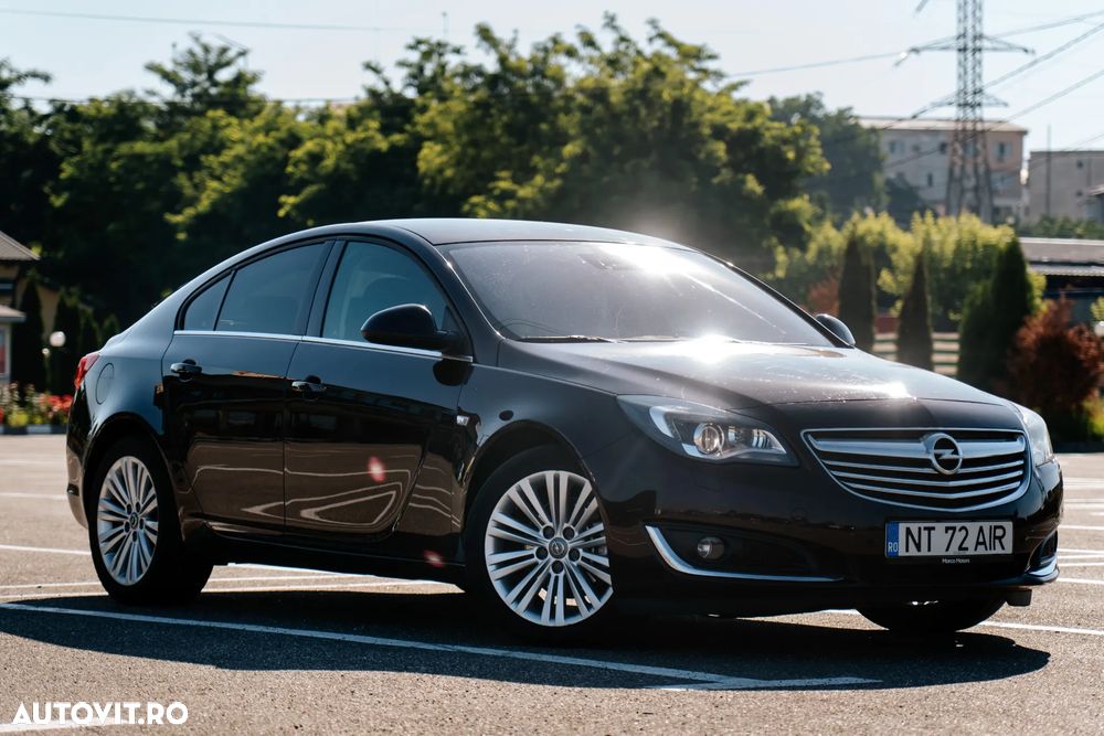 Opel Insignia 2.0 CDTI ECOTEC ECOFLEX Start/Stop - 2