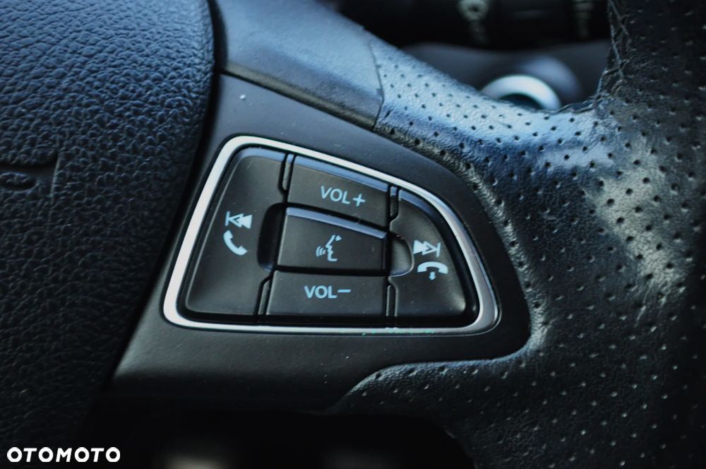 Ford Focus 2.0 EcoBoost ST - 16