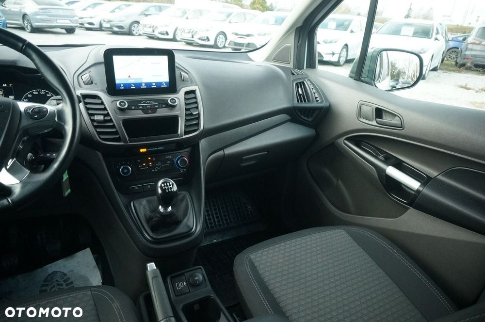 Ford Transit Connect - 16