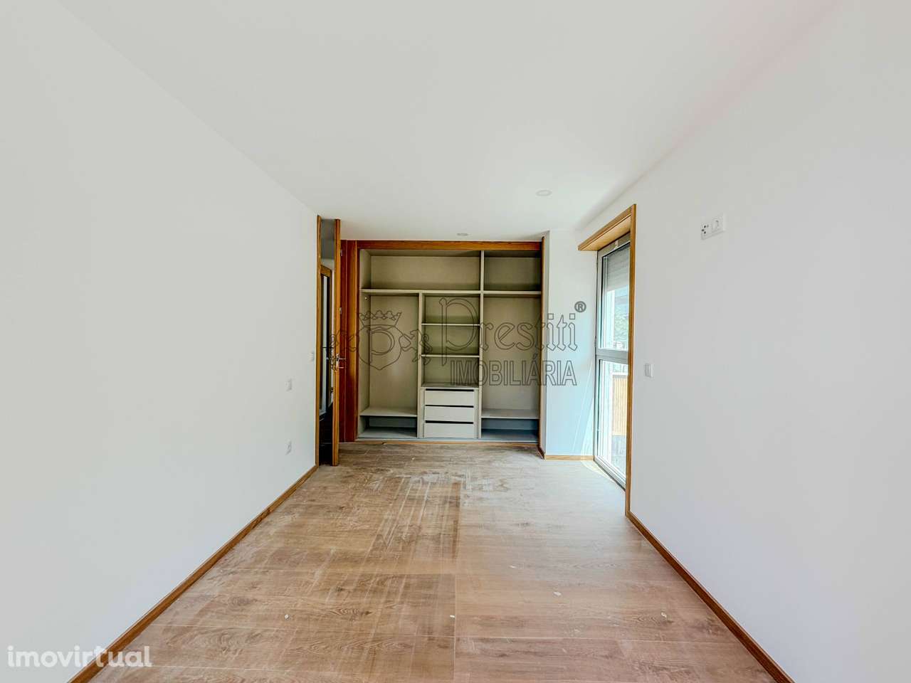 Apartamento T2 para Arrendar em Guimarães - Grande imagem: 4/7