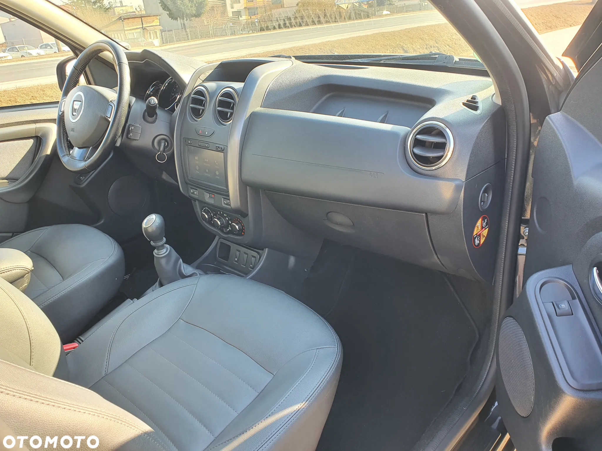 Dacia Duster 1.2 TCe Laureate S&S EU6 - 12