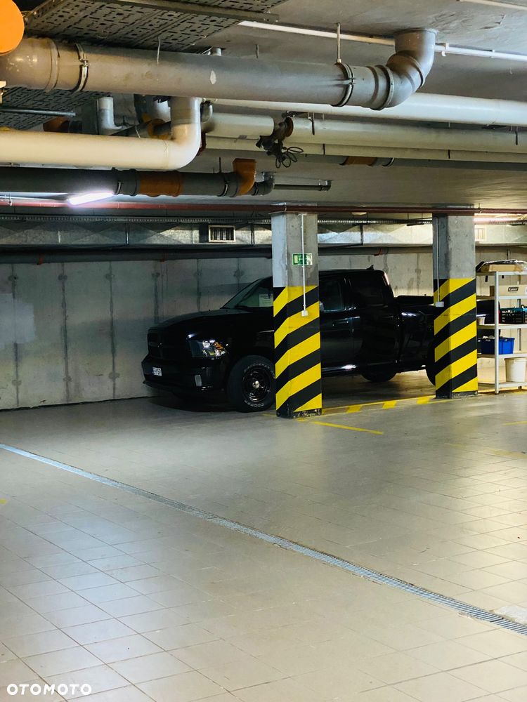 RAM 1500 ver-5-7-crew-cab-limited