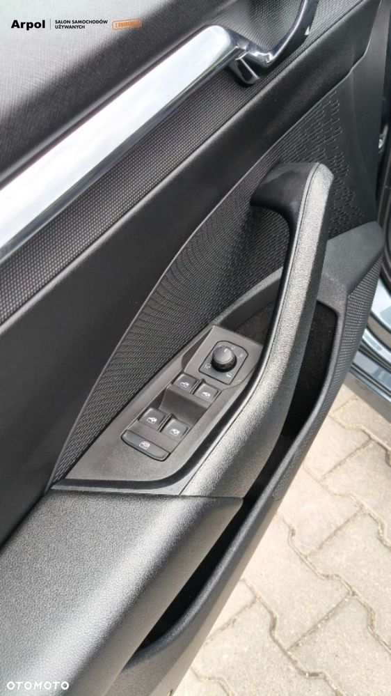 Skoda Octavia 2.0 TDI Style DSG - 8