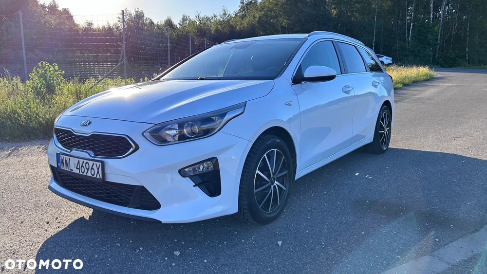 Kia Ceed 1.6 CRDi SCR L Business Line - 1