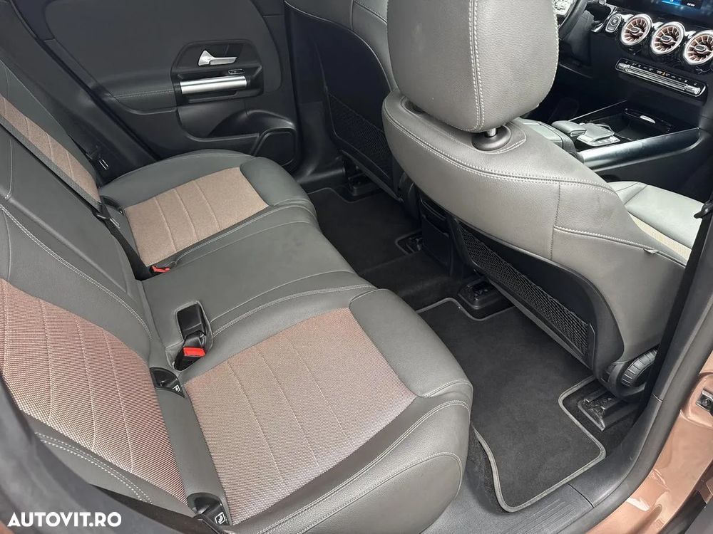 Mercedes-Benz EQA 250+ - 11