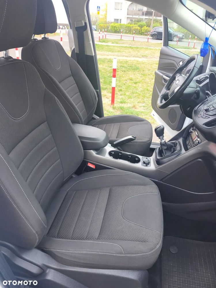 Ford Kuga 1.5 EcoBoost FWD Trend ASS - 19