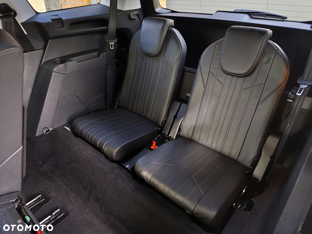 Peugeot 5008 - 26