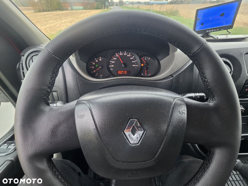 Renault Master - 24