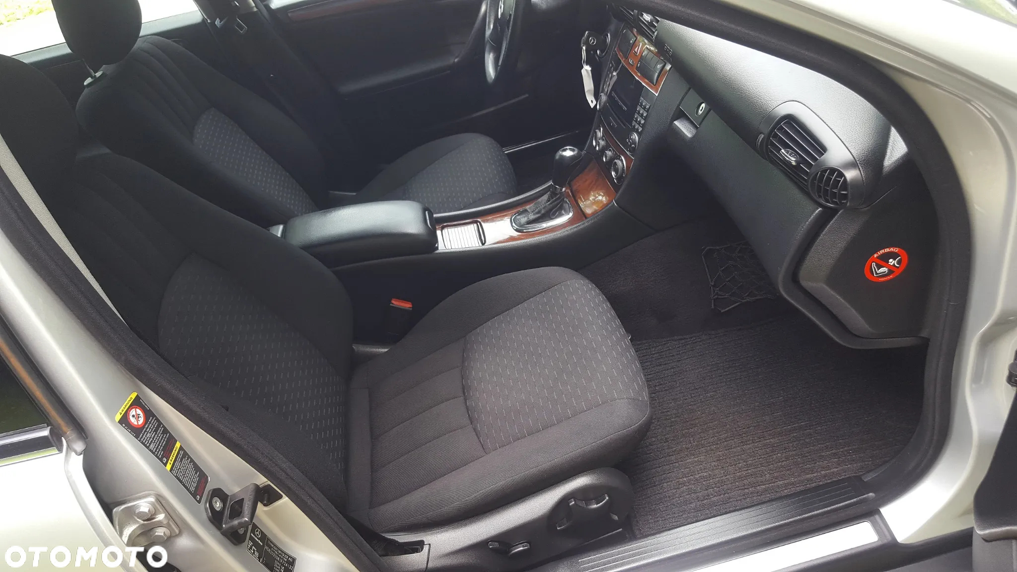 Mercedes-Benz Klasa C 220 T CDI Automatik Elegance - 23