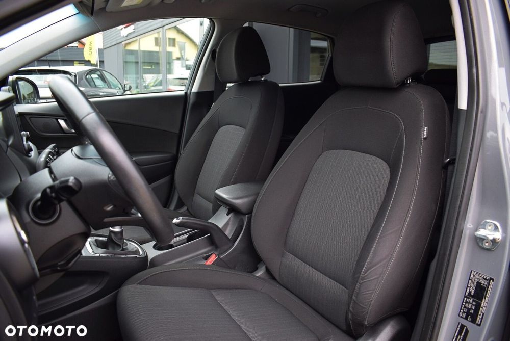 Hyundai Kona - 12