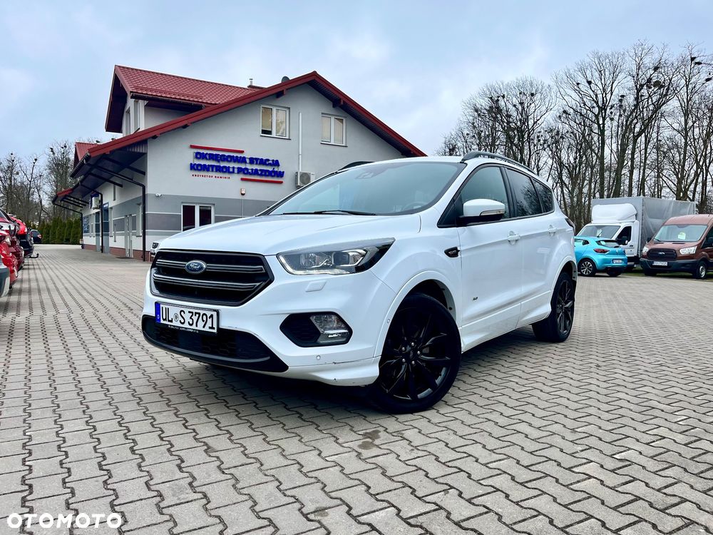 Ford Kuga 1.5 EcoBoost 4x4 ST-Line - 1