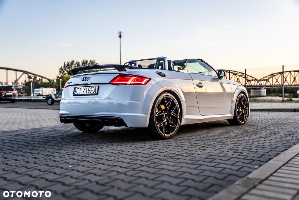Audi TT S Roadster tronic - 23
