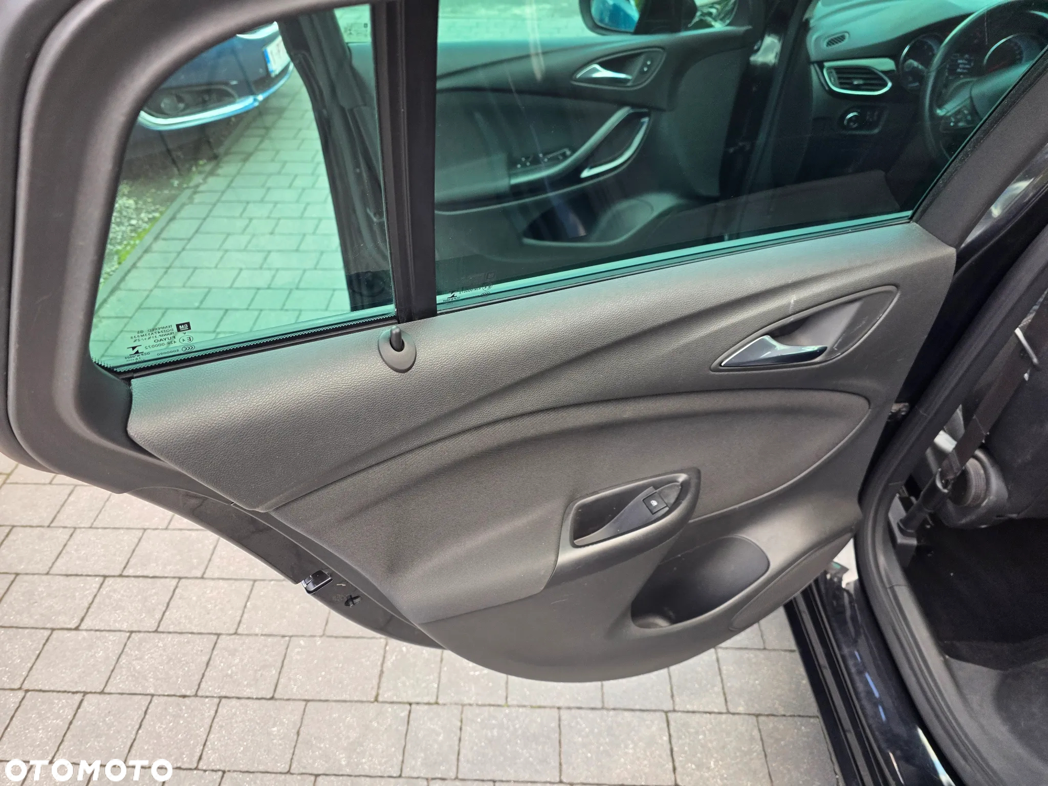 Opel Astra 1.4 Turbo Active - 11