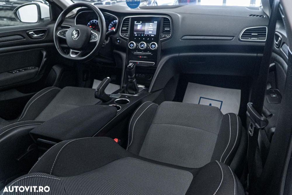 Renault Megane TCe GPF Intens - 2