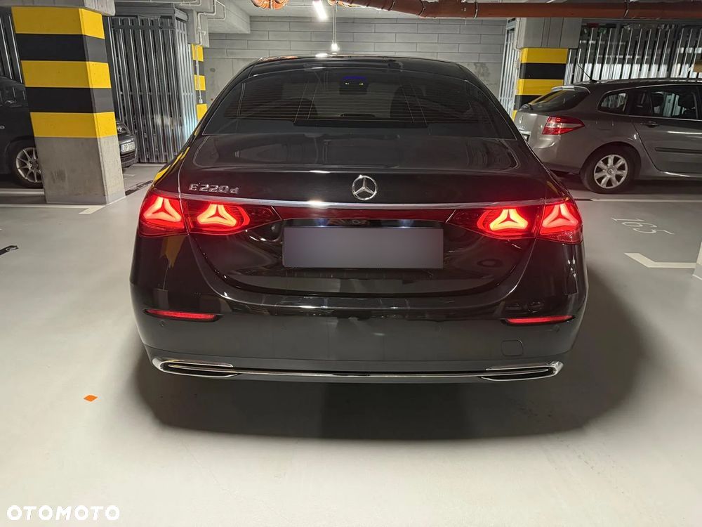 Mercedes-Benz Klasa E 220 d 9G-TRONIC - 11