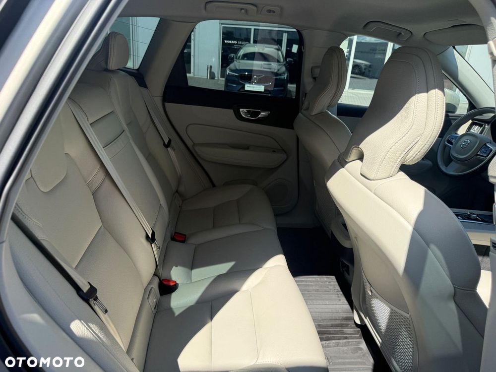 Volvo XC 60 - 34