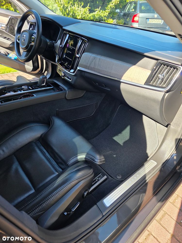 Volvo V90 B5 D AWD Momentum Pro - 10