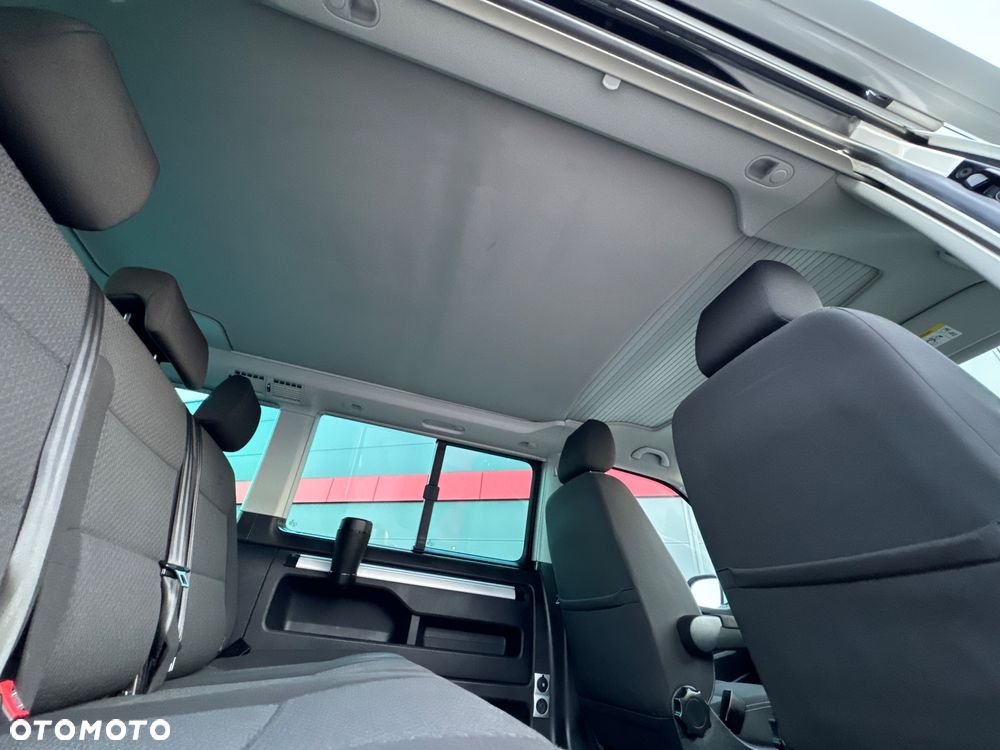 Volkswagen California - 12