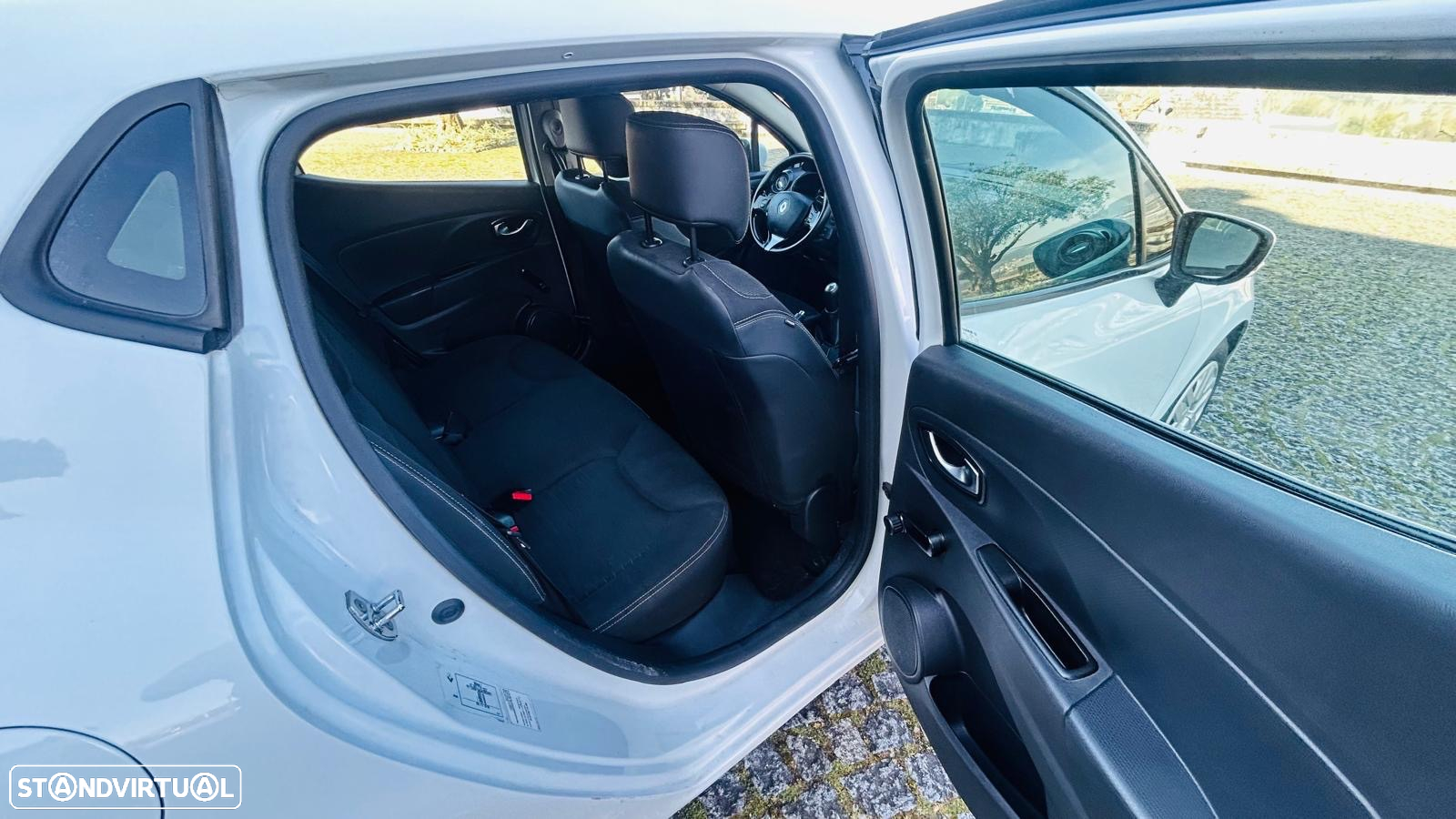 Renault Clio 1.5 dCi Confort - 13