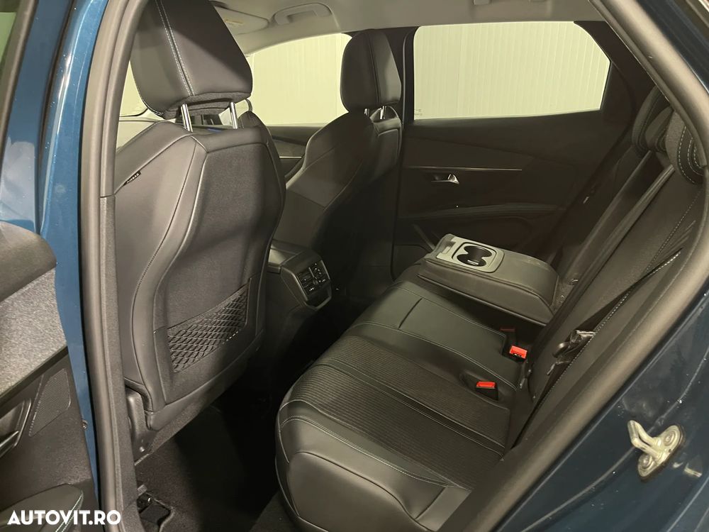 Peugeot 3008 Hybrid 225 e-EAT8 Allure Pack - 11