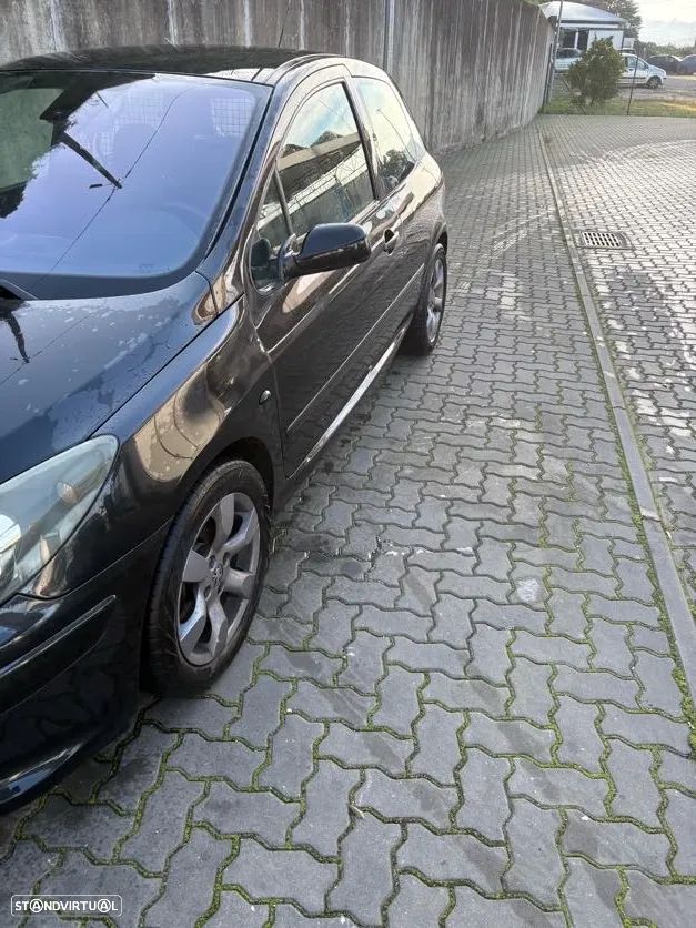 Peugeot 307 HDi 110 OXYGO - 4