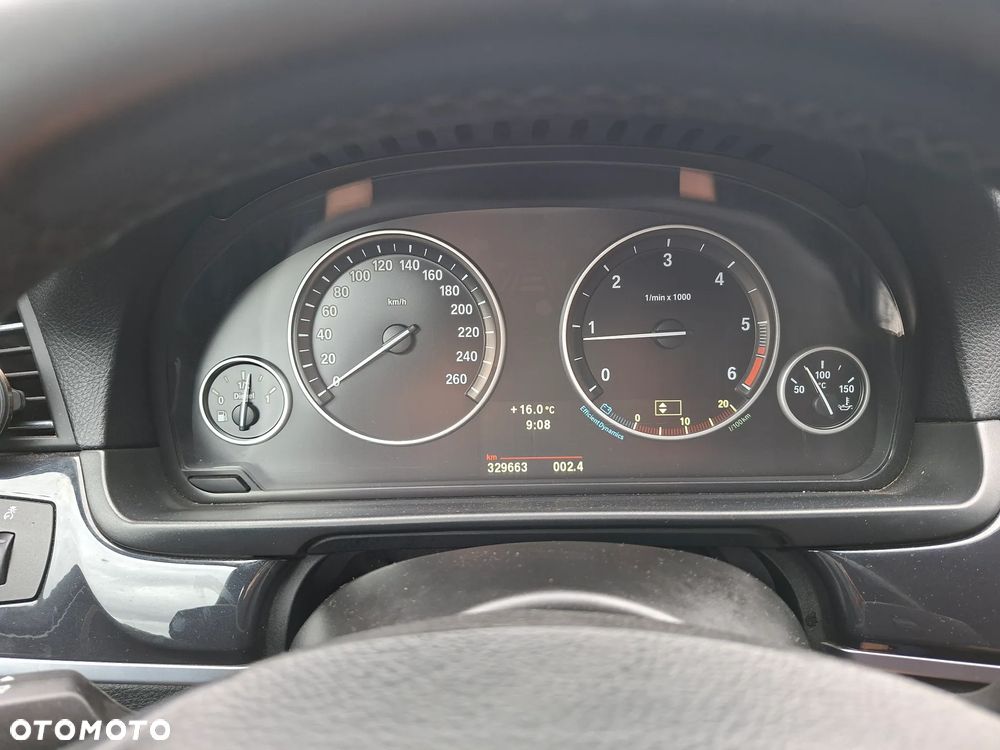 BMW Seria 5 520d - 8