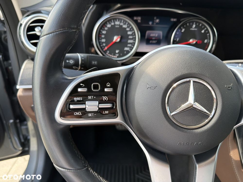 Mercedes-Benz Klasa E - 14
