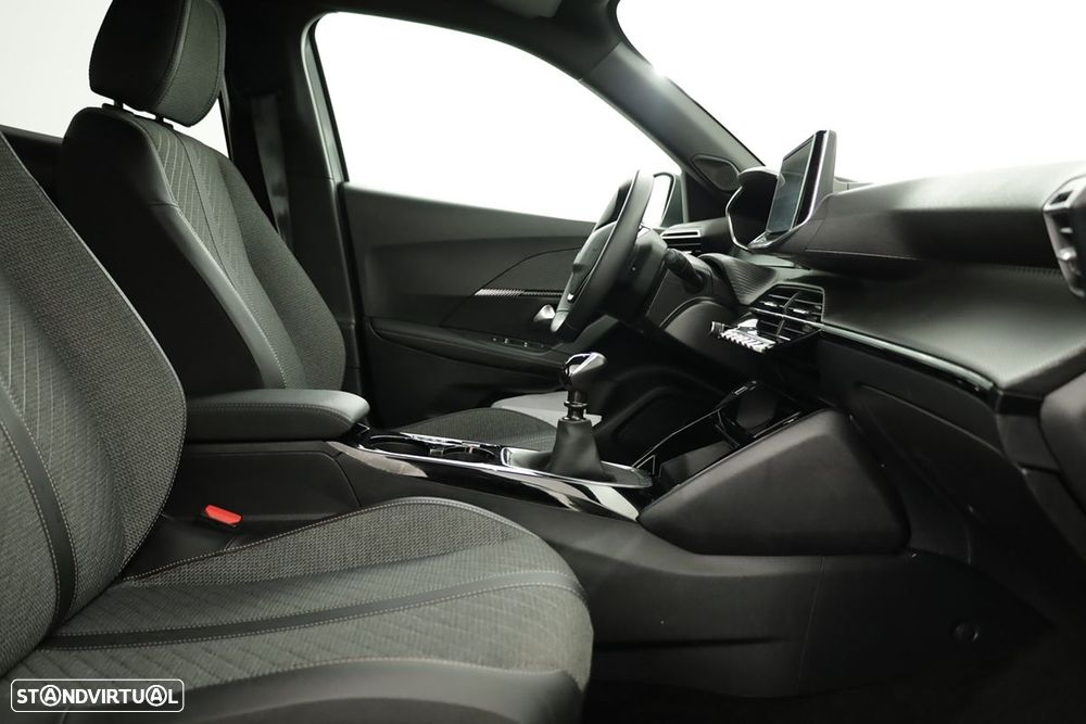 Peugeot 2008 1.2 PureTech Allure - 22