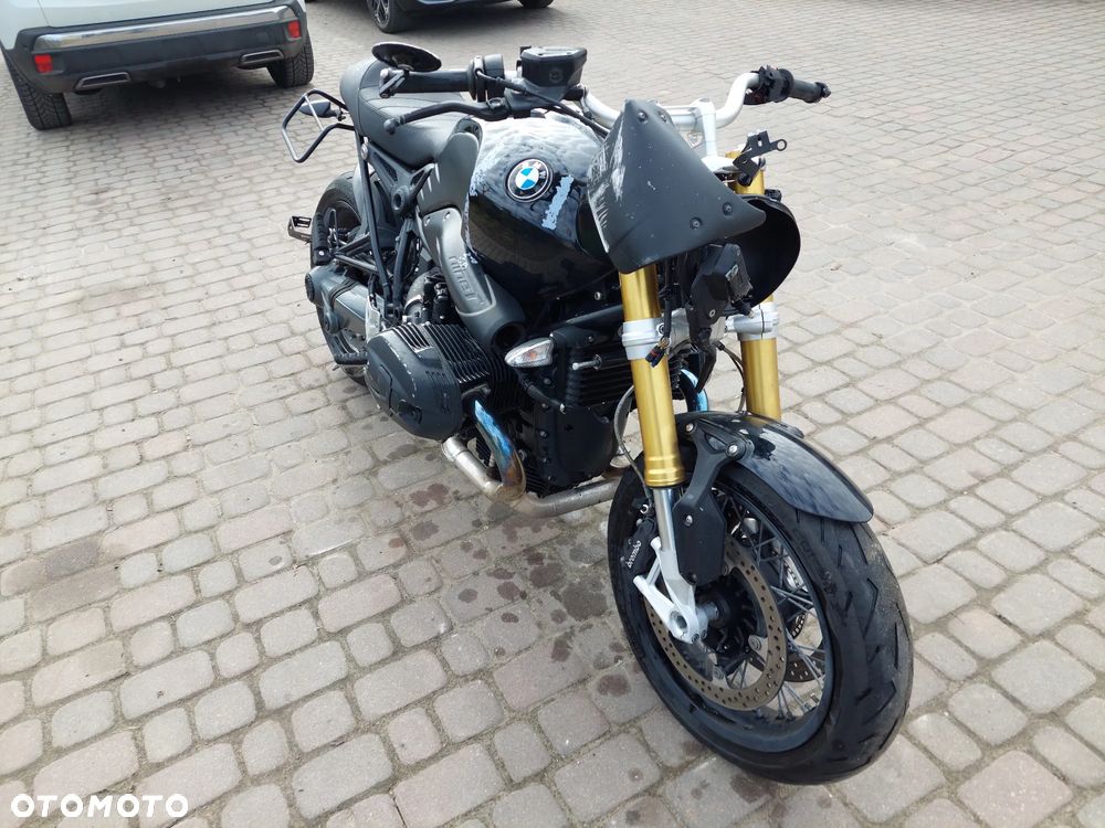 BMW R - 8