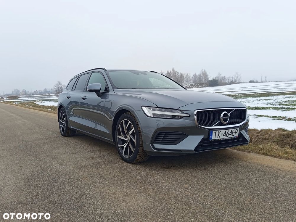 Volvo V60 T6 AWD Twin Engine Geartronic Momentum Pro - 9