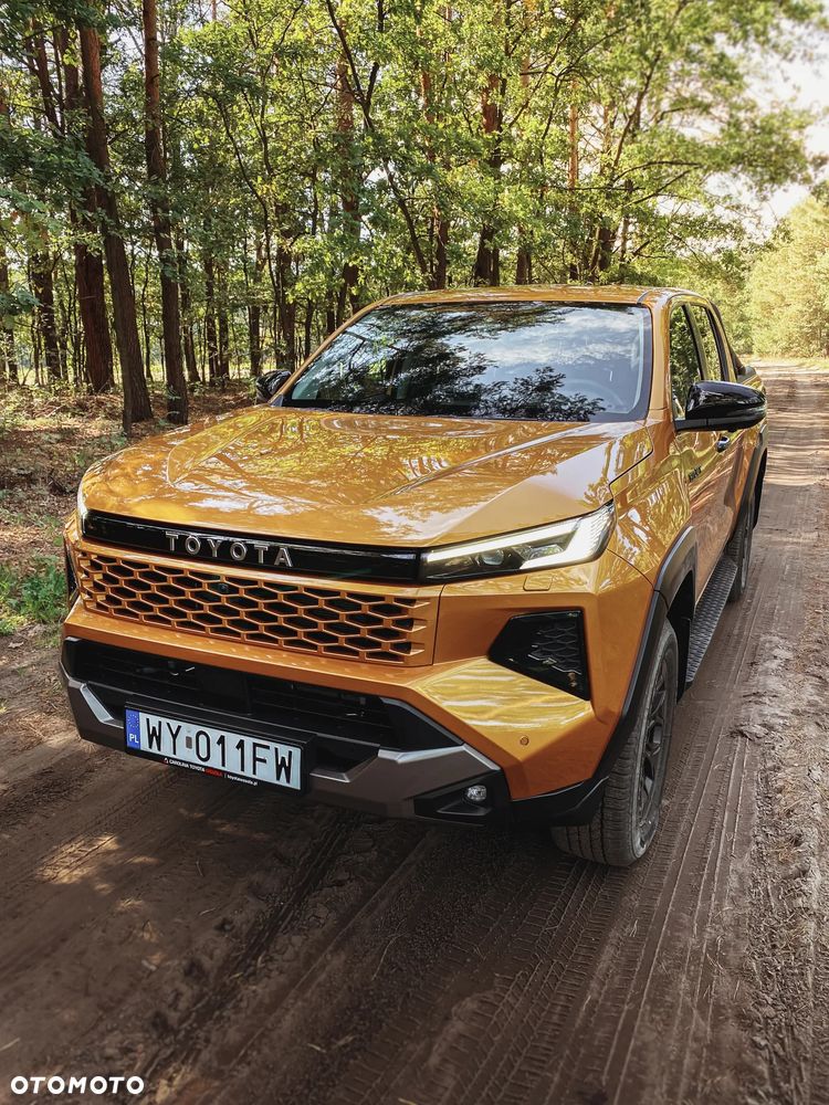 Toyota Hilux 2.8 D-4D mHEV Double Cab Invincible 4x4 - 4