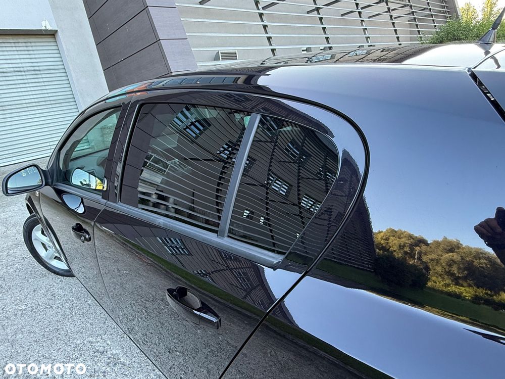 Opel Astra - 16