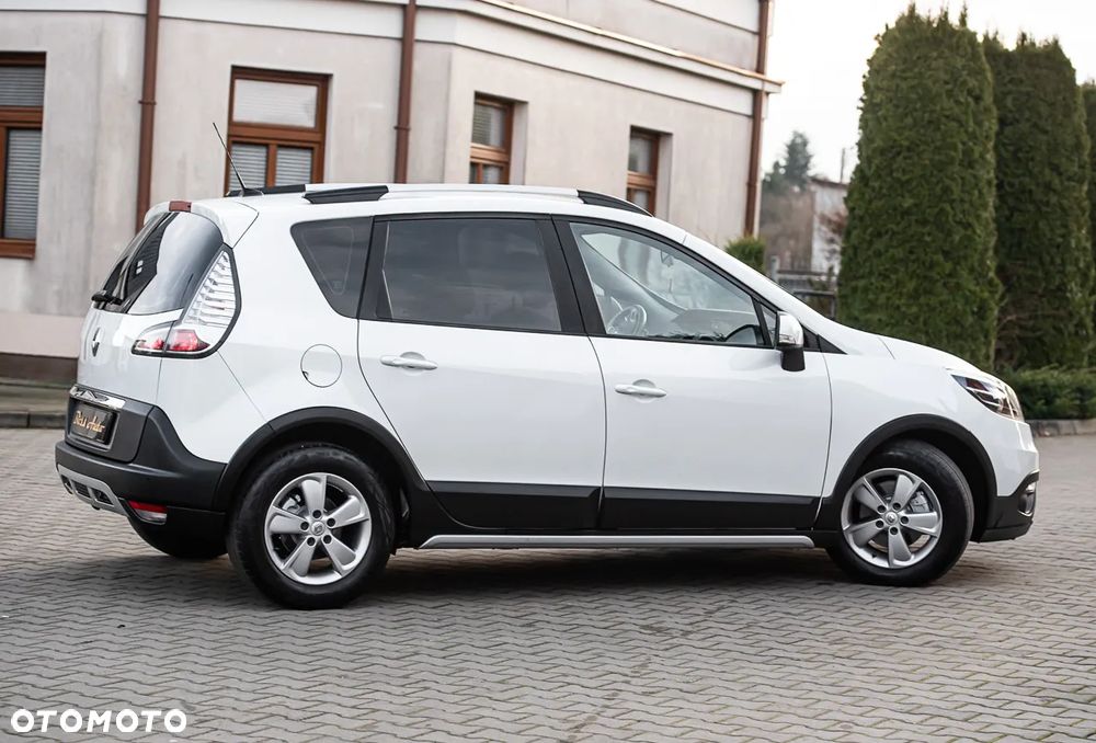 Renault Scenic 1.2 TCE Energy Bose - 14