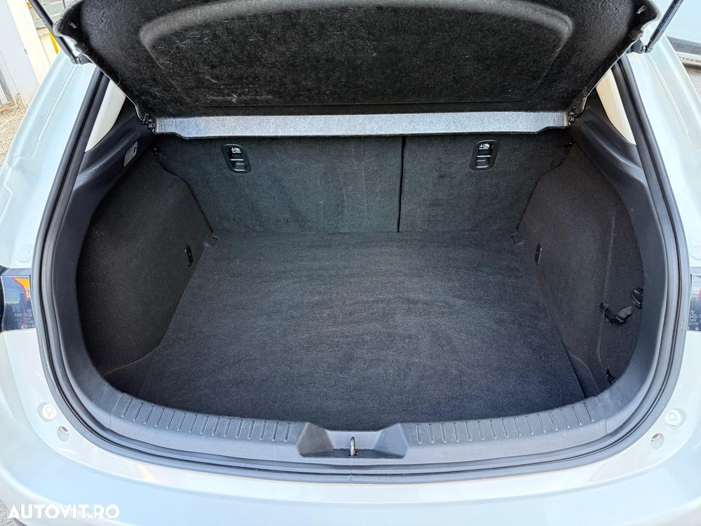 Mazda 3 SKYACTIV-G 120 Exclusive-Line - 14
