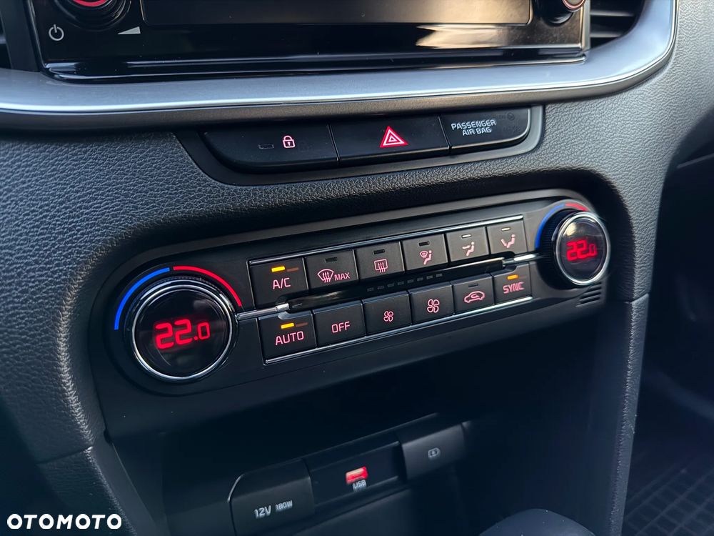 Kia Ceed 1.4 T-GDI M DCT - 33