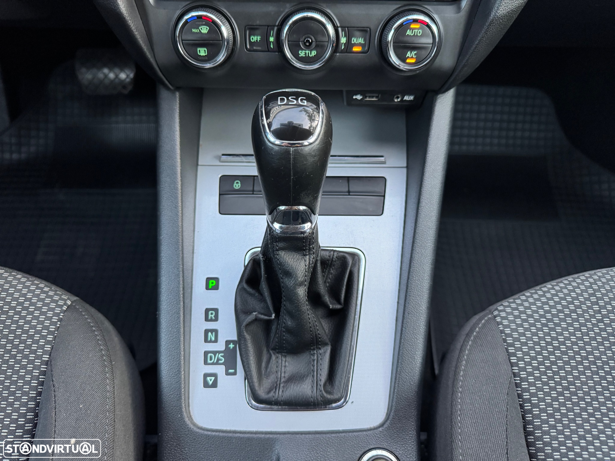 Skoda Octavia Break 1.6 TDi Ambiente DSG - 18