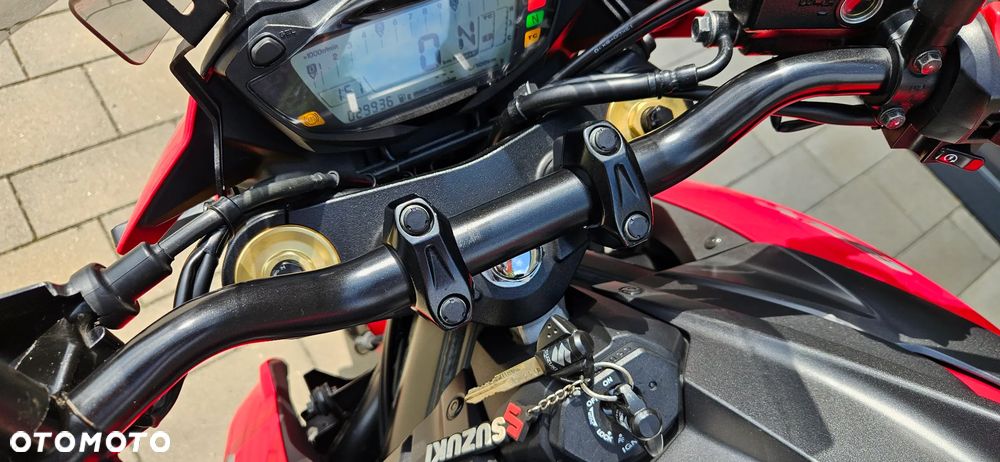 Suzuki GSX - 7