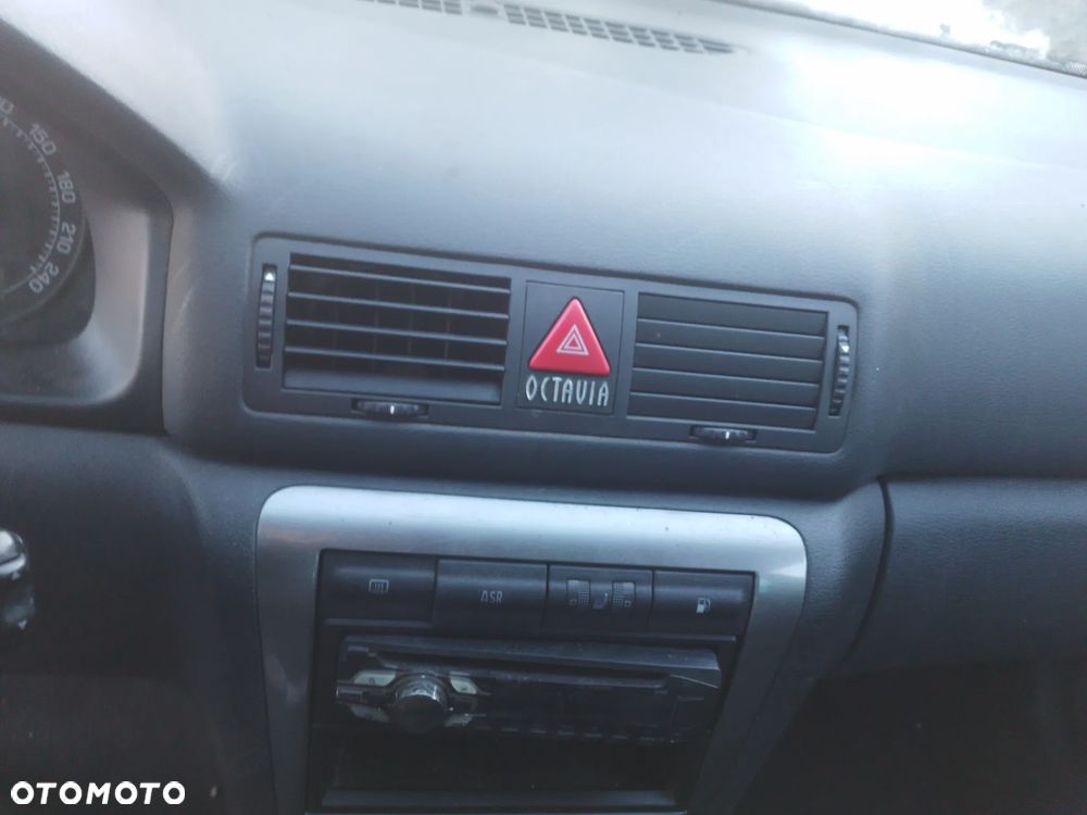 SKODA OCTAVIA I  00-10 1.6 BFQ     LUSTERKO WEWNĘTRZNE - 34