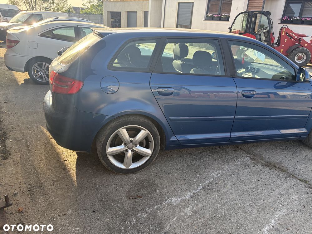 Audi A3 Sportback - 4