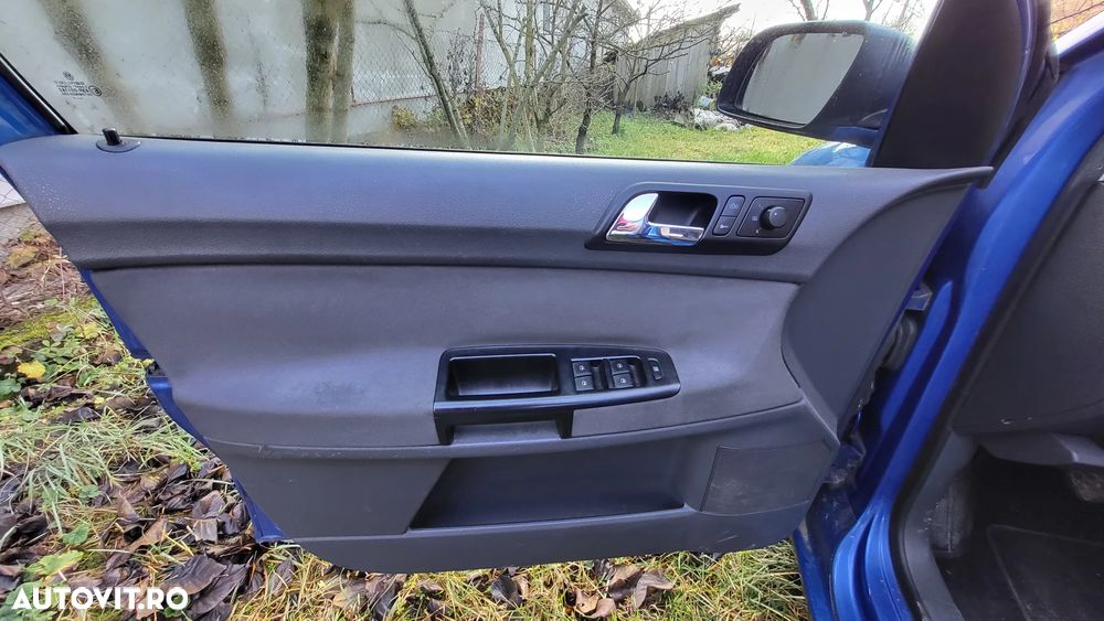 Volkswagen Polo 1.9 TDI GT - 22