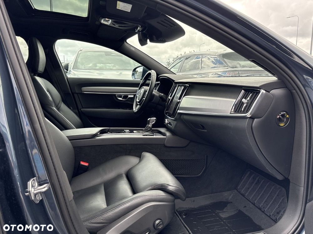Volvo S90 - 10