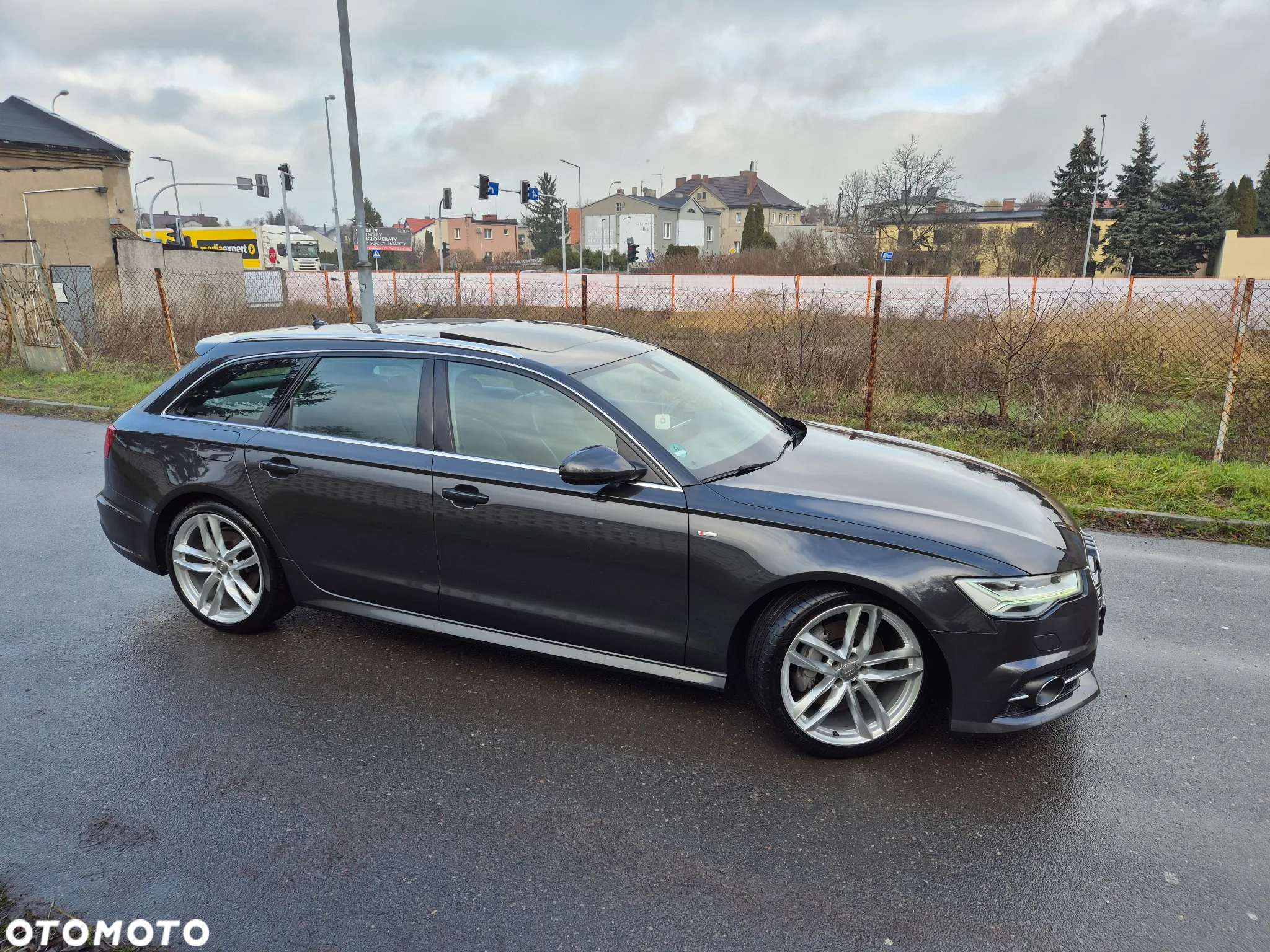 Audi A6 - 4