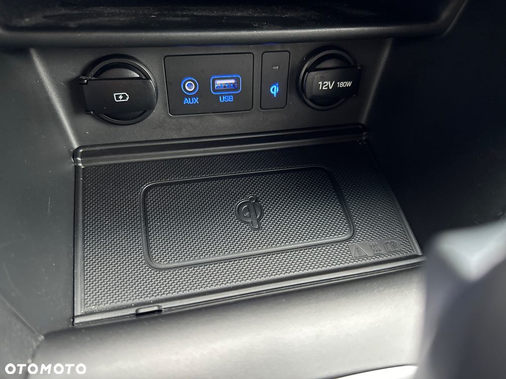 Hyundai Kona 1.6 T-GDI DCT 4WD Premium - 32