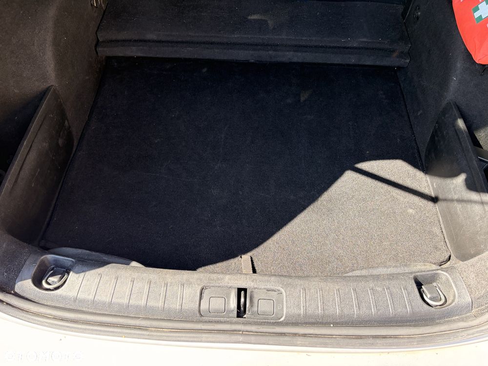 Fiat Tipo 1.4 T-Jet 16v Lounge - 34