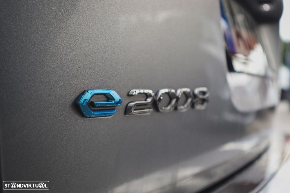 Peugeot e-2008 50 kWh Active Pack - 17